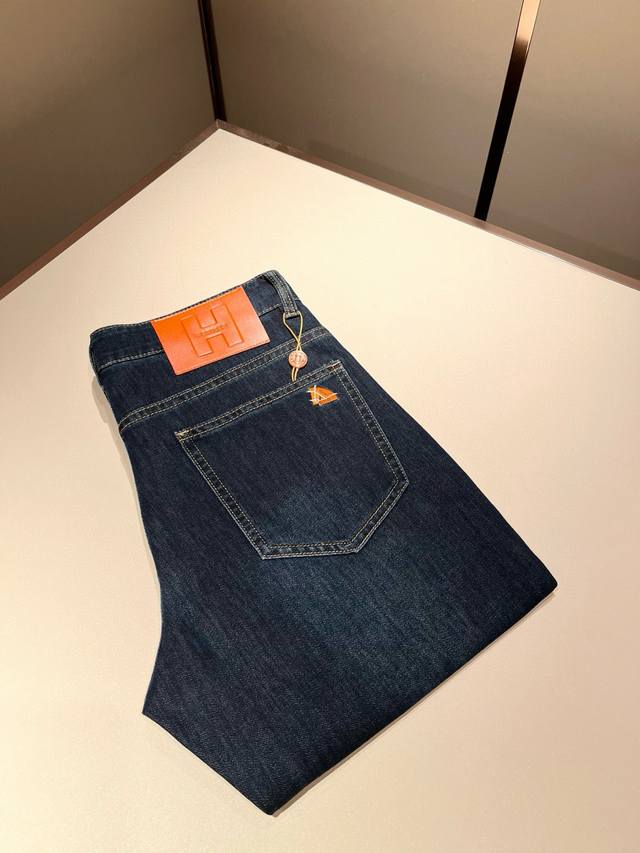 Herm*S 2025 Spring and Summer Men's High-end Denim Washed Straight Jeans Oversea