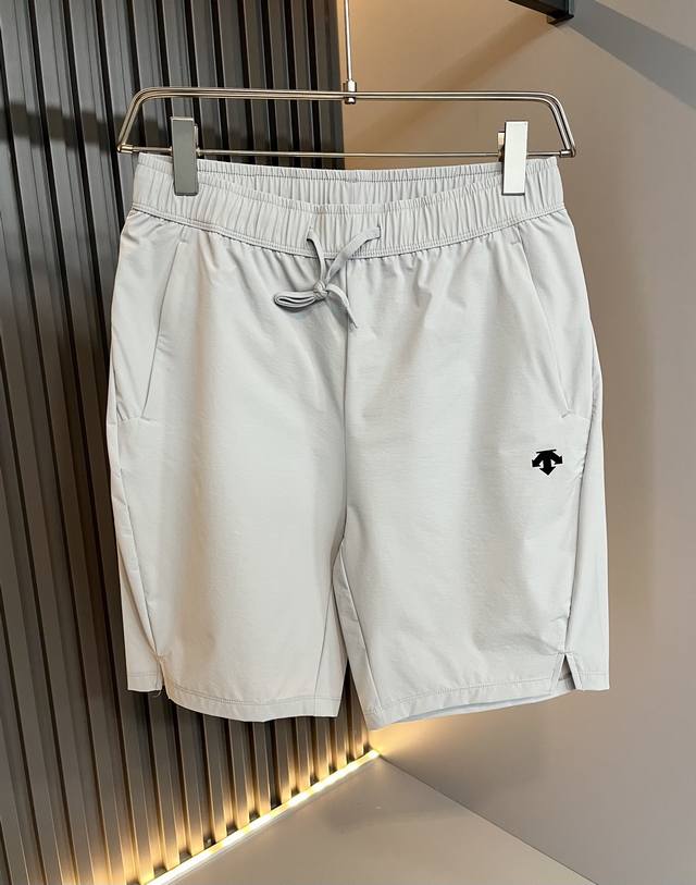 Descente, 2025 spring and summer new casual shorts, a professional sports brand