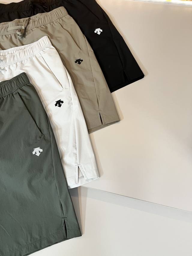Descente, 2025 spring and summer new casual shorts, a professional sports brand