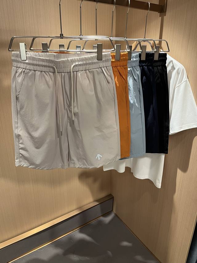 Descente, 2025 spring and summer new casual shorts, a professional sports brand