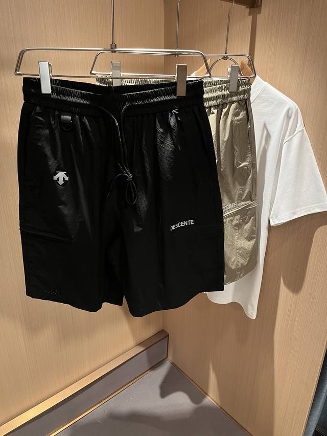 Descente, 2025 spring and summer new casual shorts, a professional sports brand
