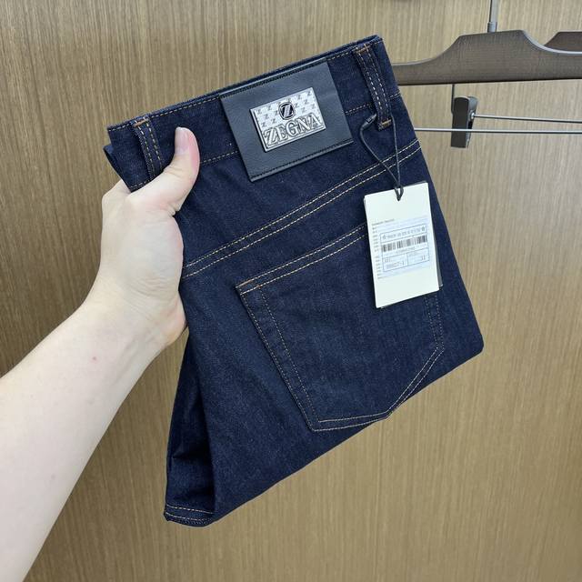 New product Zz 2540 Spring and Summer new casual jeans are on sale on the offic