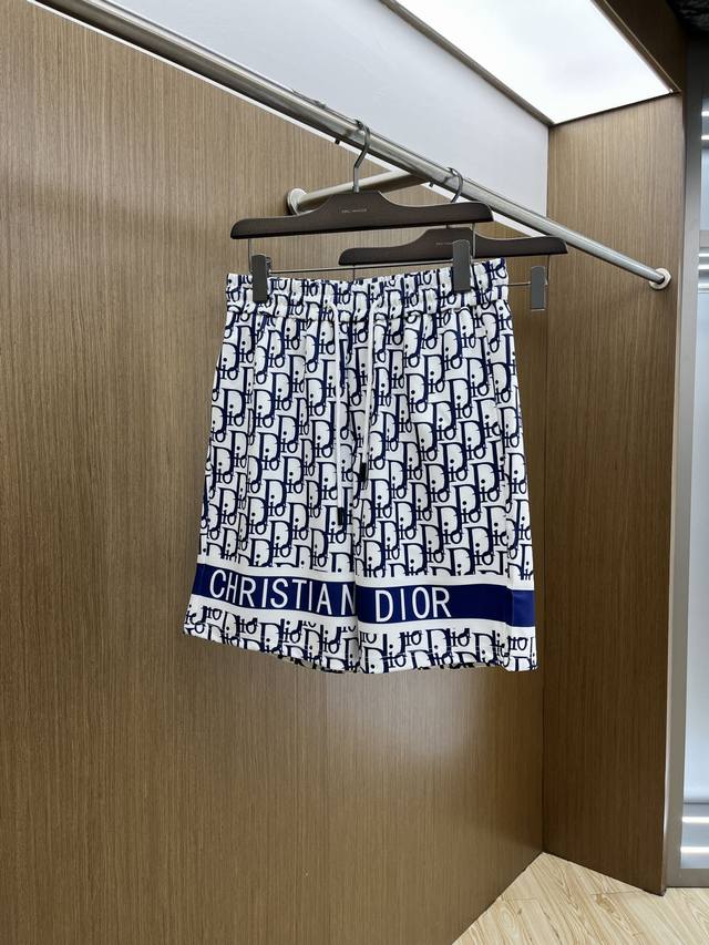 Cd 2540 Spring and summer new men's casual shorts high-end goods simple and styl