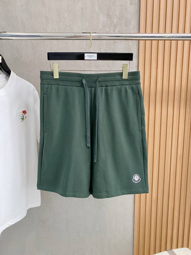 Moncler 2025 Spring and Summer new casual shorts! Available on the official webs