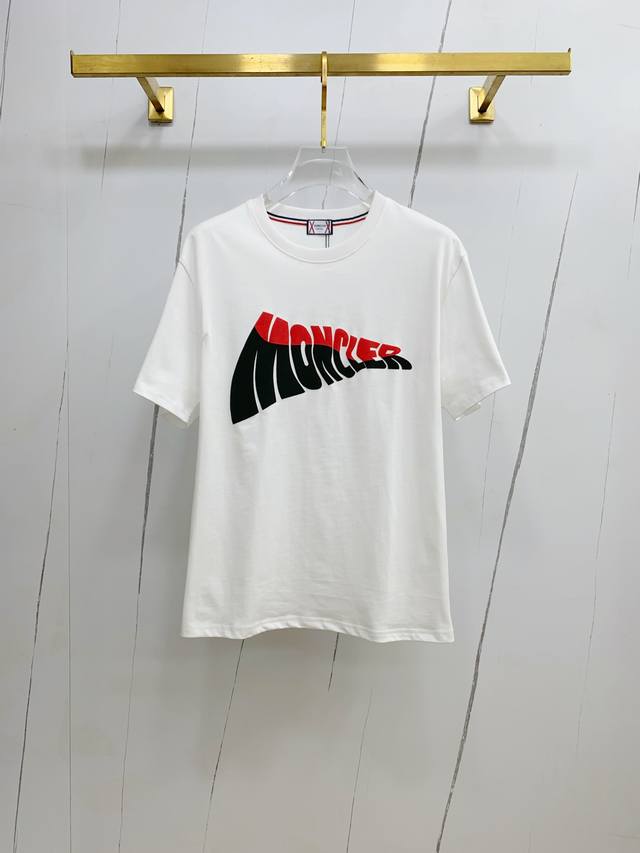 Moncler 2025 new summer short-sleeved T-shirt, the first exclusive online person