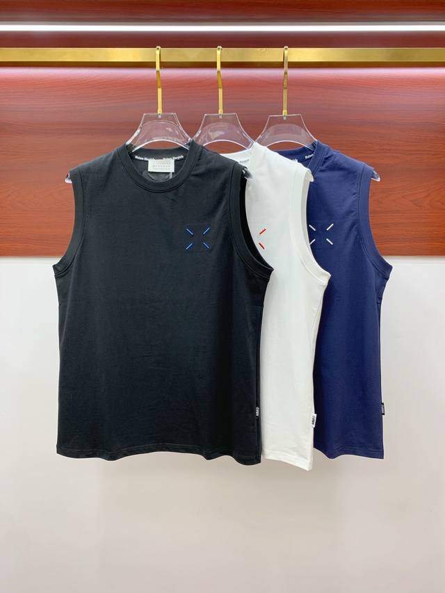 Margiela 25Ss new vest with reinforced threads on the collar and cuffs, not easy