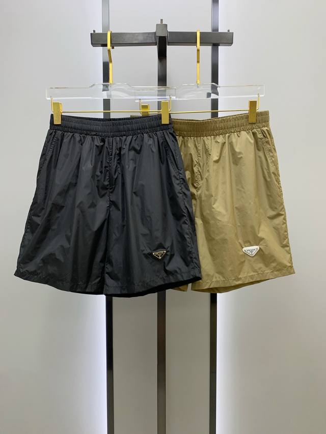 Prada 2025 Spring and Summer new casual shorts! Available on the official websi