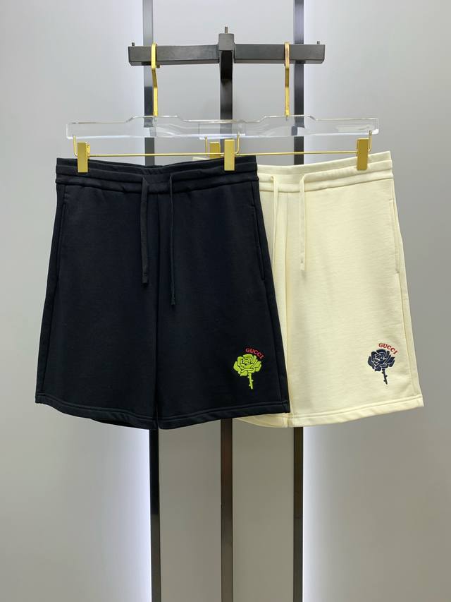 Gucci 2025 Spring and Summer new casual shorts! Available on the official websi