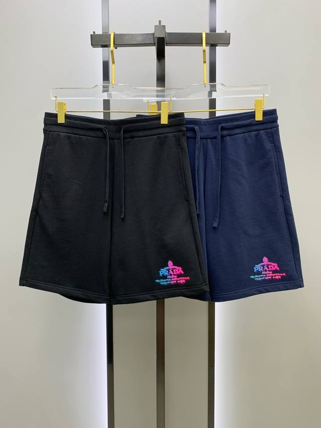 Prada 2025 Spring and Summer new casual shorts! Available on the official websi