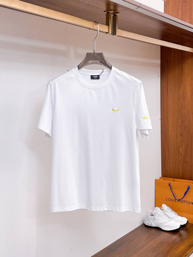 Fendi 2025 Spring and Summer New Releases, the latest round neck short sleeves,