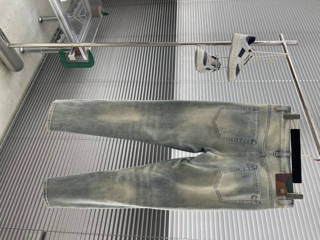 Loew 25Ss new men's jeans, simple and manly, good looking Light gradient jeans E