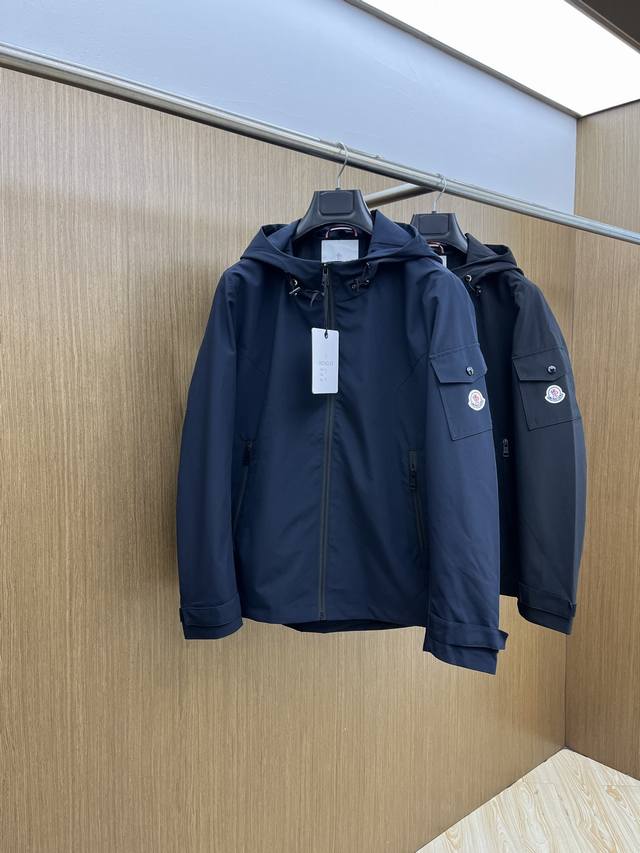 Mon New style hooded casual jacket in the early spring of the year, the same sty