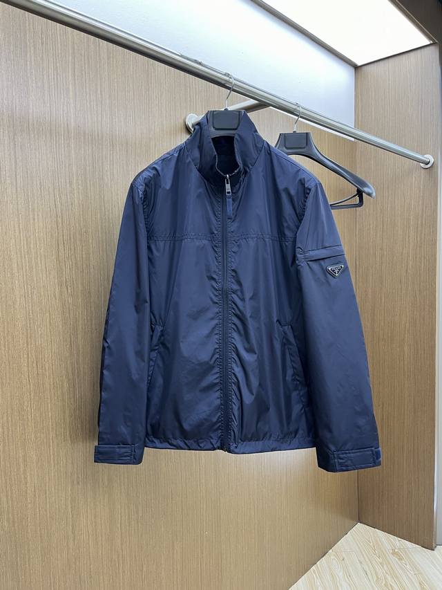 New style hooded casual jacket in the early spring of the year, suitable for bo