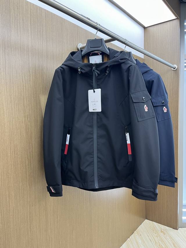 Mon New style hooded casual jacket in the early spring of the year, the same sty