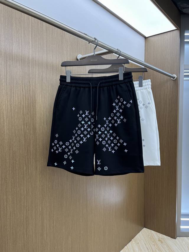 Lv 2540 Spring and summer new men's casual shorts high-end goods simple and styl
