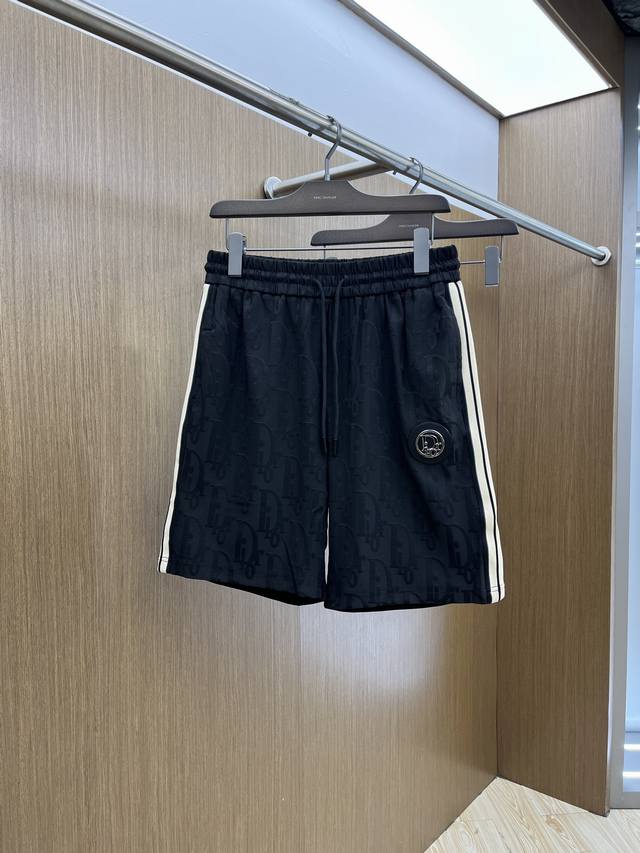 Cd 2540 Spring and Summer new men's casual shorts high-end goods simple and styl