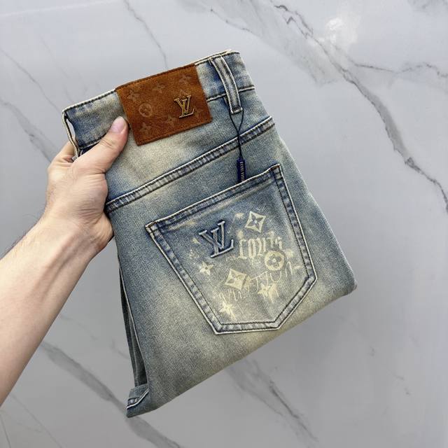 Price adjustment 1V*Louis Vuitton high-end customization, the latest small stra