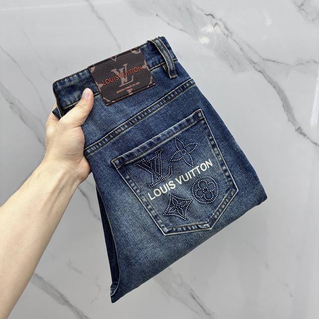 Price adjustment 1V*Louis Vuitton high-end customization, 2025 early spring lat