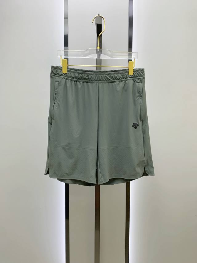 Descente 2025 Spring and Summer new casual shorts! Available on the official we
