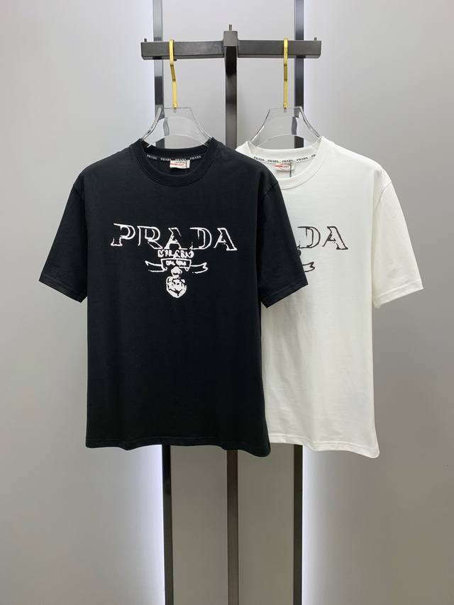 Prada 2025 new summer short-sleeved T-shirt, the first exclusive online release