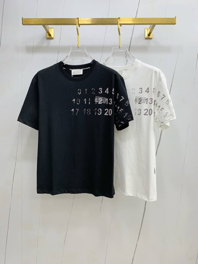 Margiela 2025 new summer short-sleeved T-shirt, the first exclusive online perso