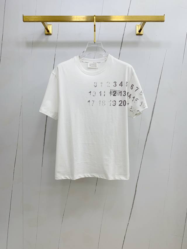 Margiela 2025 new summer short-sleeved T-shirt, the first exclusive online relea