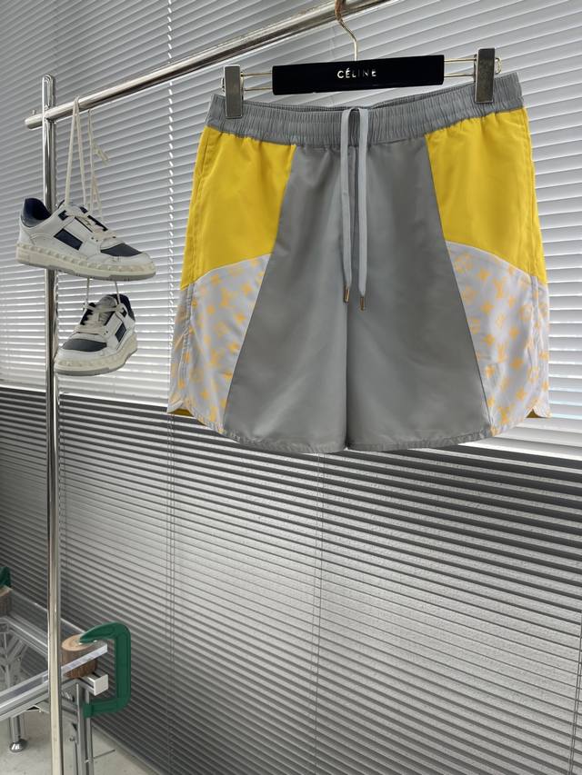 25Ss The new short-sleeved shirt is made of soft cotton and features a mesh kni