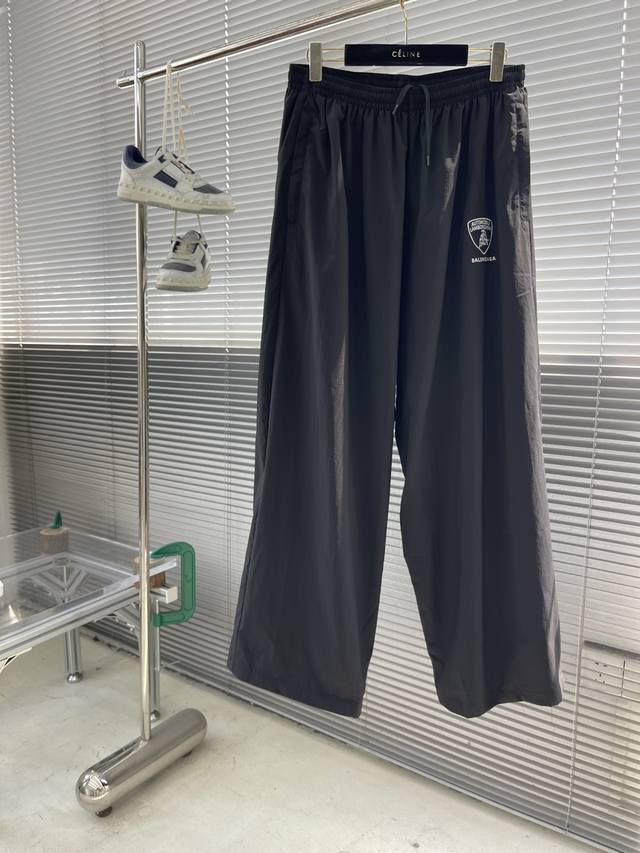 Balenciag 25 Lambo co-branded trousers Fabric is made of luxury cotton poplin fa