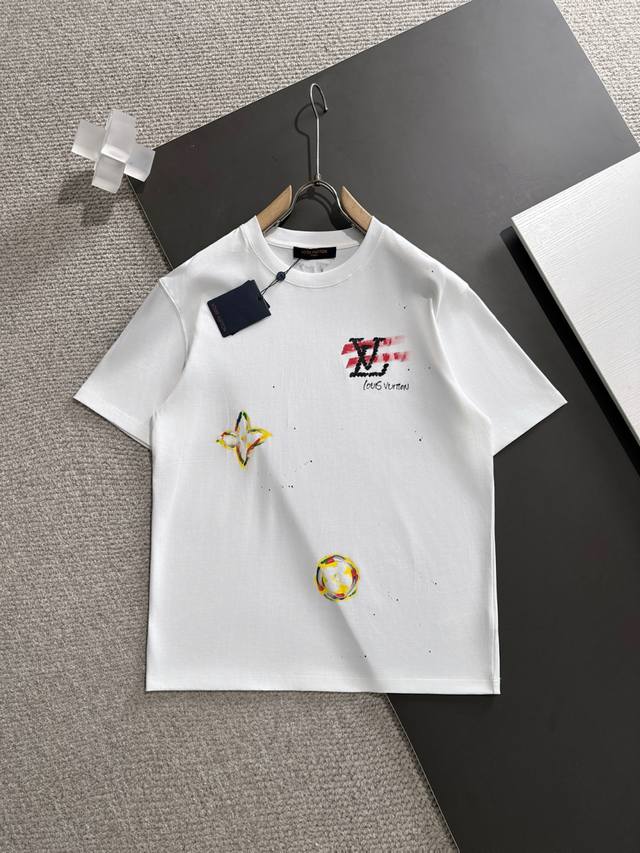 Lv* 2025 Spring and Summer New Releases, Latest Short-sleeved Round Neck T-shirt