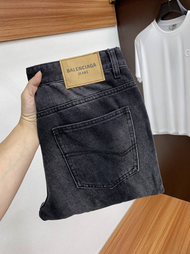 Balenciaga 2025Ss Spring/Summer new slim straight jeans perfect washing process
