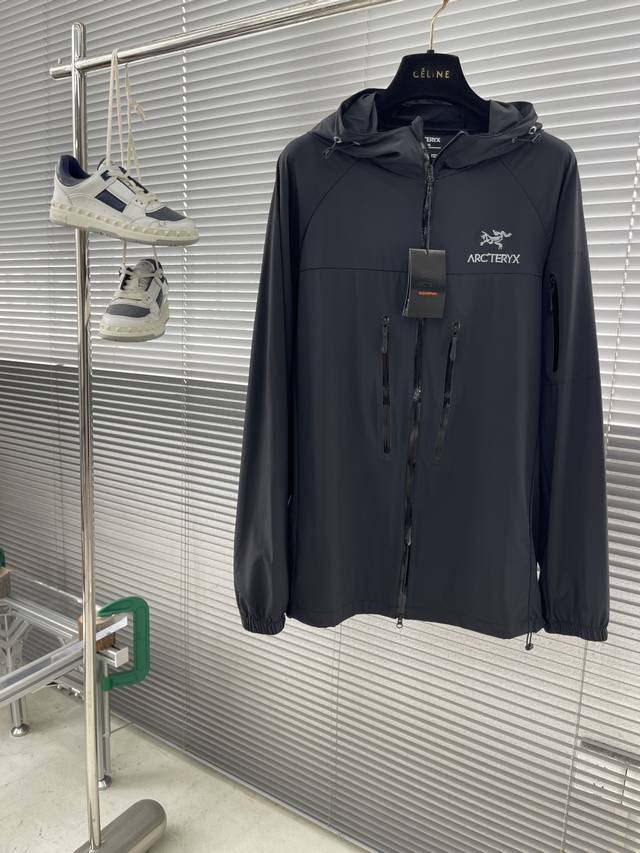 Birdhouse Outdoor Sun Protection Thin Jacket is a high-performance jacket design