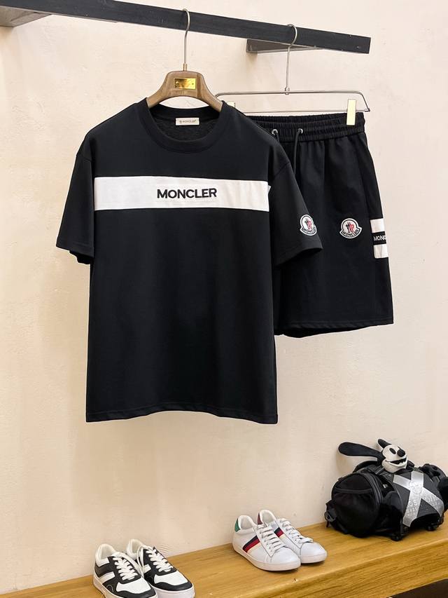 Moncler 2025Ss round neck short-sleeved shorts suit. The pure cotton fabric will