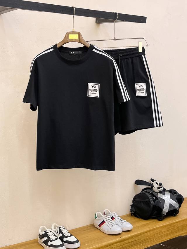 Y3 2025Ss round neck short-sleeved shorts suit. Pure cotton fabric will not make