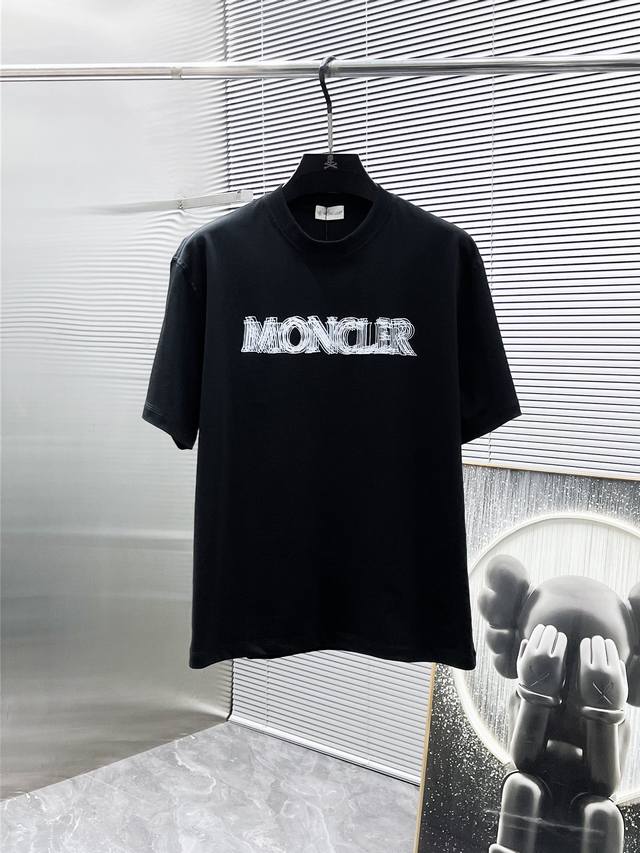 Moncler new round neck short-sleeved T-shirt, high-end version! Custom-made fabr