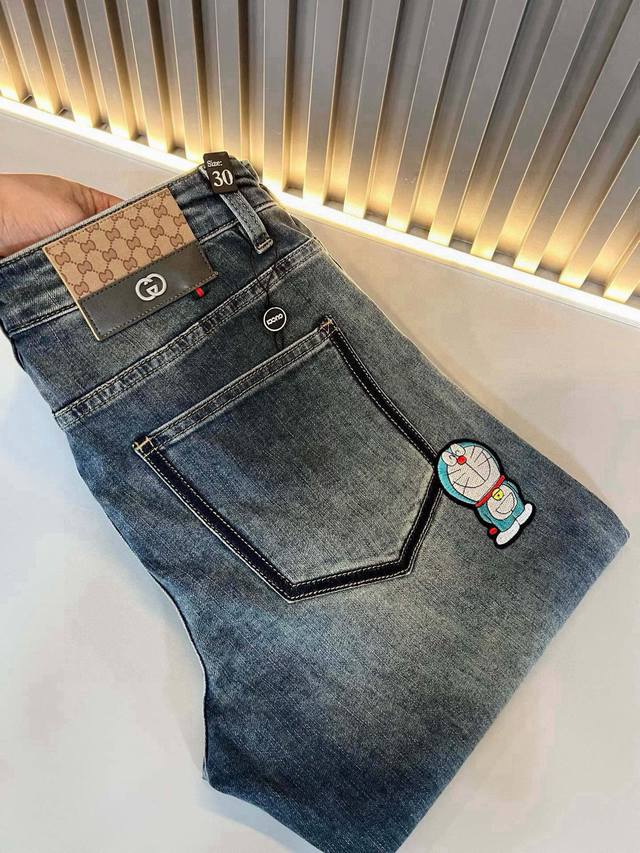 Gucc* Gucc's 2025 spring and summer new classic men's denim fashion washed jeans