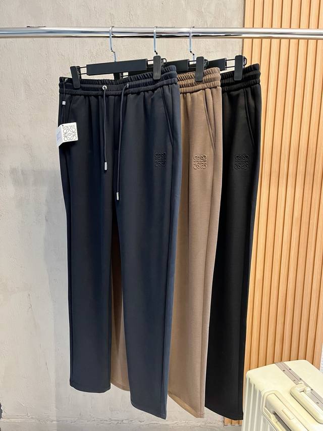 Loewe's summer thin breathable casual style is here! Solid color casual pants, s