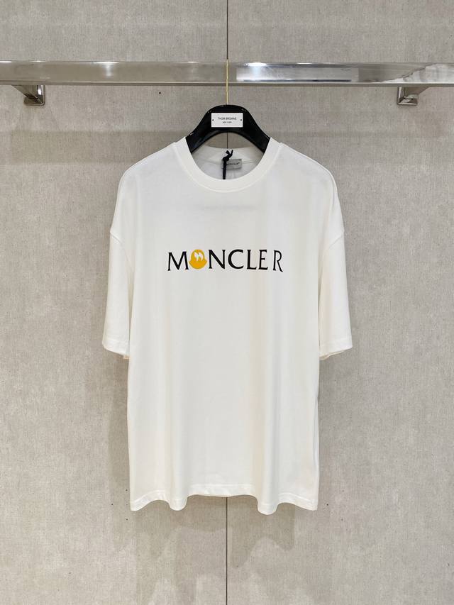 Moncler's hot-selling item 2025 spring and summer new models are launched in the