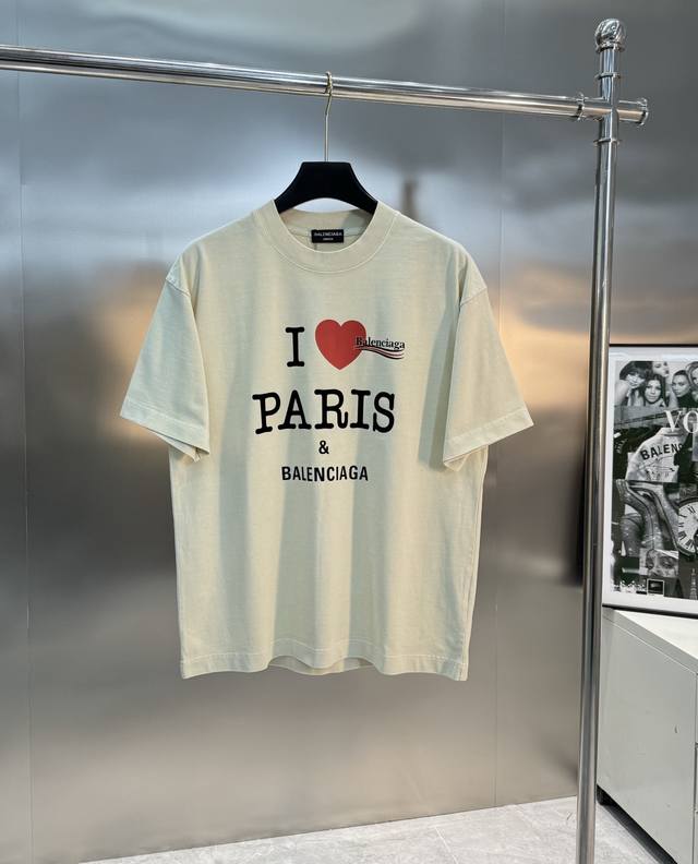 Balenciag* Paris 25S new round neck T-shirt. Heavy washed trendy T-shirt! Same s