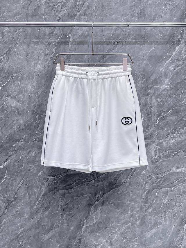 Gucci's top-quality 2025 summer new casual shorts! Available on the official web