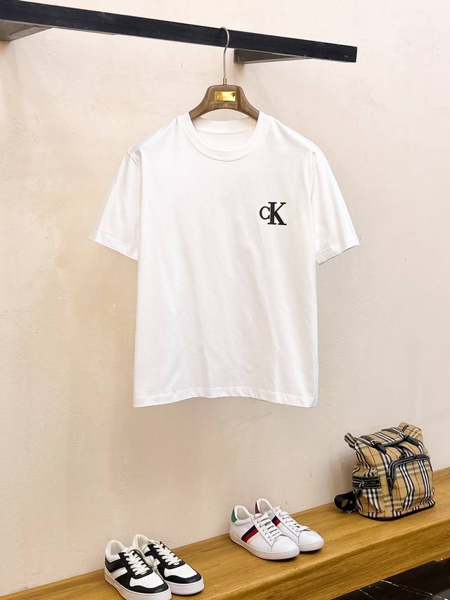 Ck Three labels are complete. 2025 summer new short-sleeved T-shirts, available