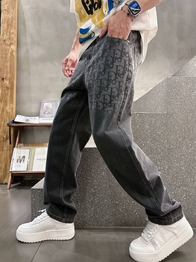 Dior 2025 new product, original jeans, brand classic logo design, three complete