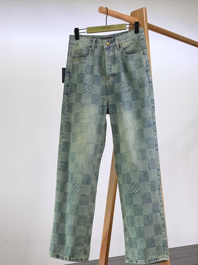 Louisvuitton Louis Vuitton checkerboard vintage denim trousers. This classic den