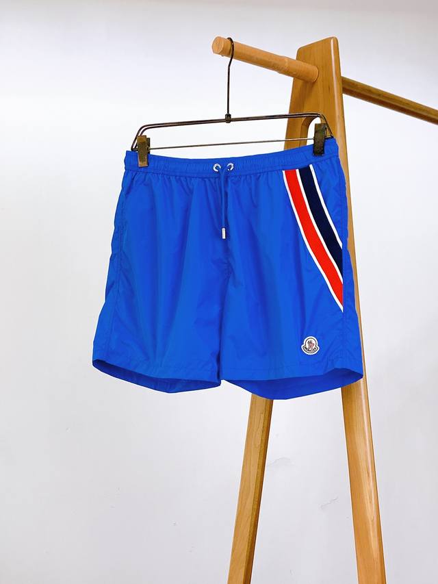Moncler 2025Ss Spring/Summer new product contrast webbing shorts with red, white