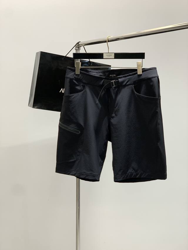 Arc'teryx new shorts Fabric composition: 90% nylon 10% spandex Lightweight quic