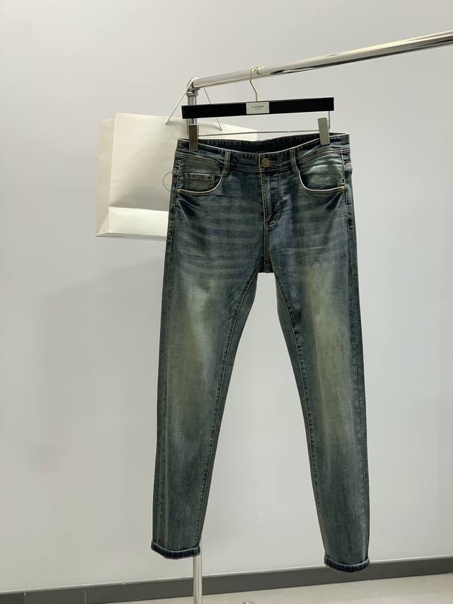 Prada, the latest product for spring 2025, available at the counter, original pr