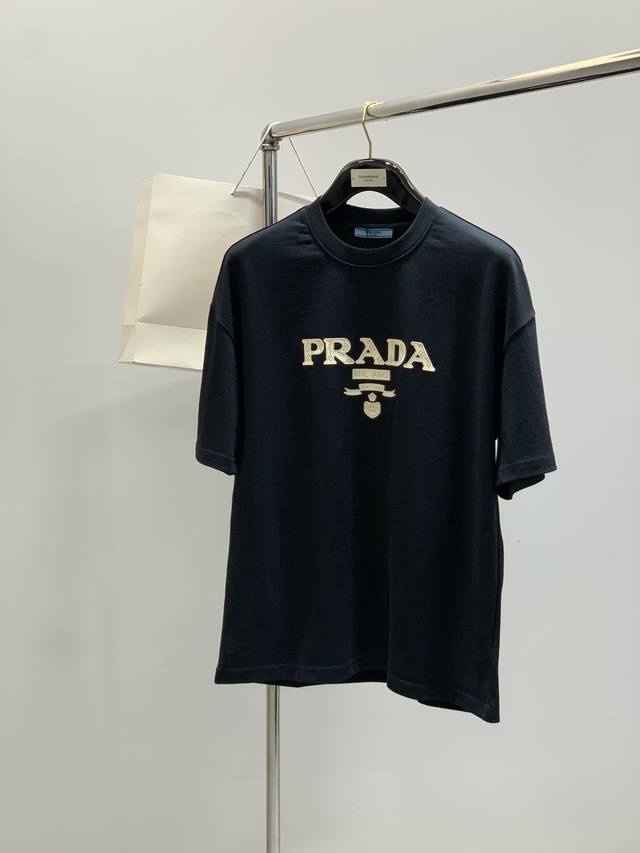 Prada, the latest product for summer 2025, available at the counter, fashionable