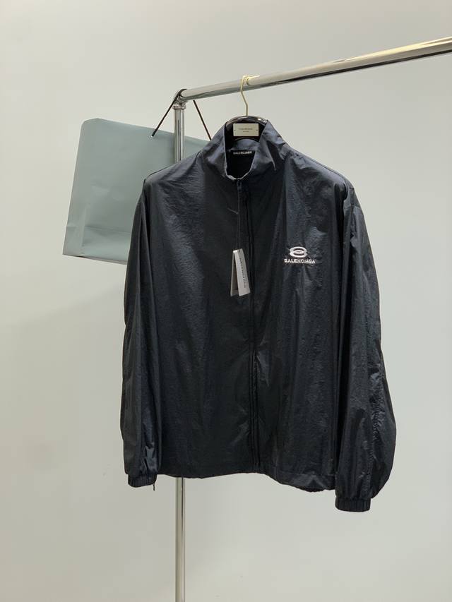 Balenciaga This coat has an exhaust fan!!! Extremely complex, but the quality i
