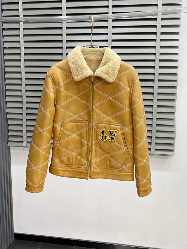 Leather jacket - Louis Vuitton exclusively offers the latest autumn and winter l