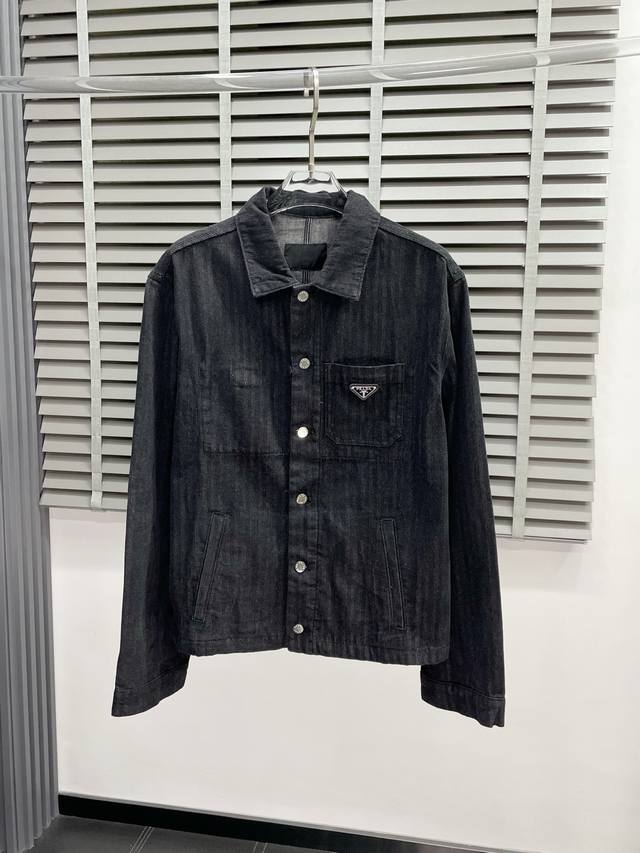 Prada exclusive latest fashion spring and autumn denim jacket, classic design an