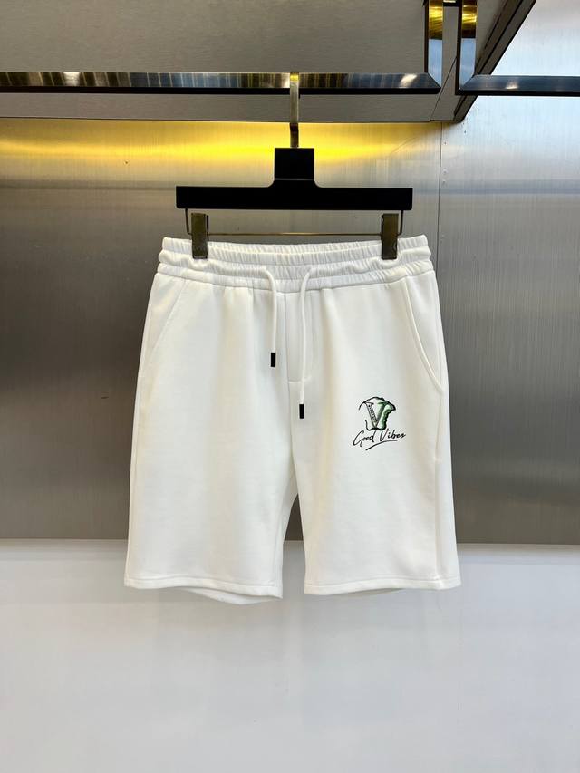 Versace, 25S new summer casual shorts! Drawstring embroidered logo design. Simpl